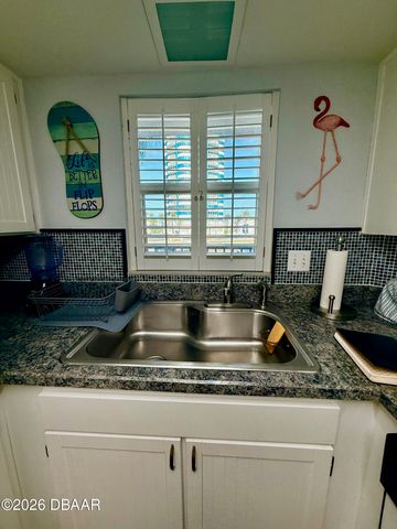 2626 S Atlantic Ave Apt 208, Daytona Beach Shores, FL 32118