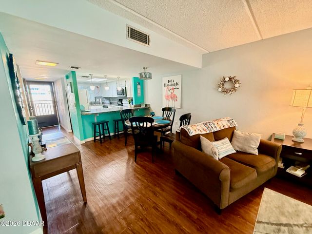 2626 S Atlantic Ave Apt 208, Daytona Beach Shores, FL 32118