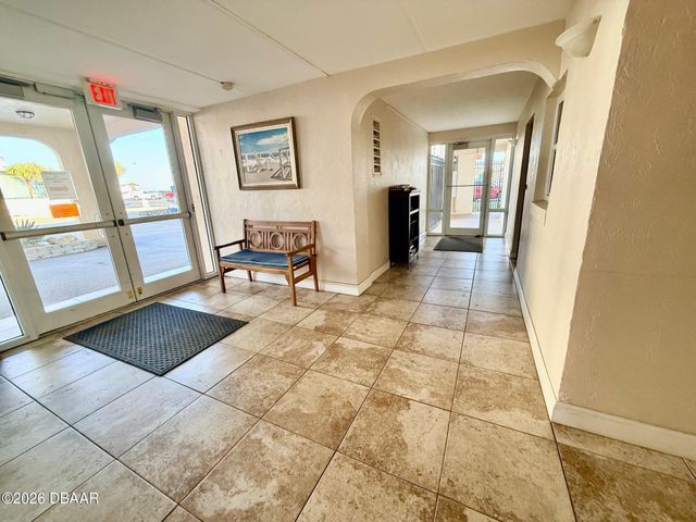 2626 S Atlantic Ave Apt 208, Daytona Beach Shores, FL 32118