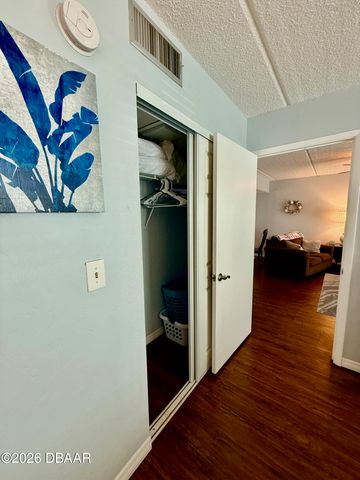 2626 S Atlantic Ave Apt 208, Daytona Beach Shores, FL 32118