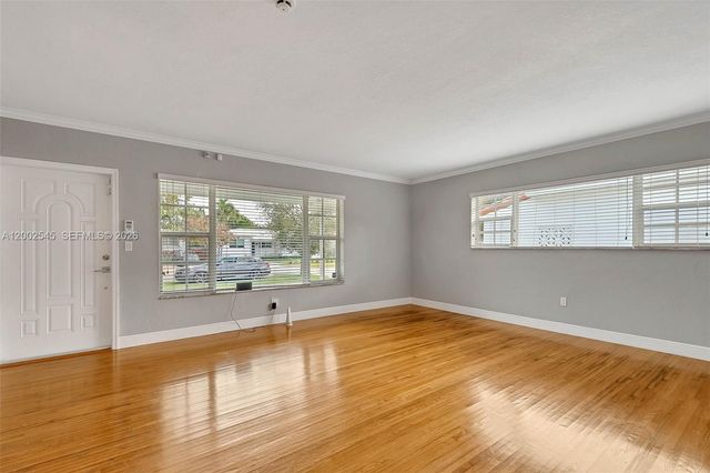 3604 SW 60th Ave, Miami, FL 33155