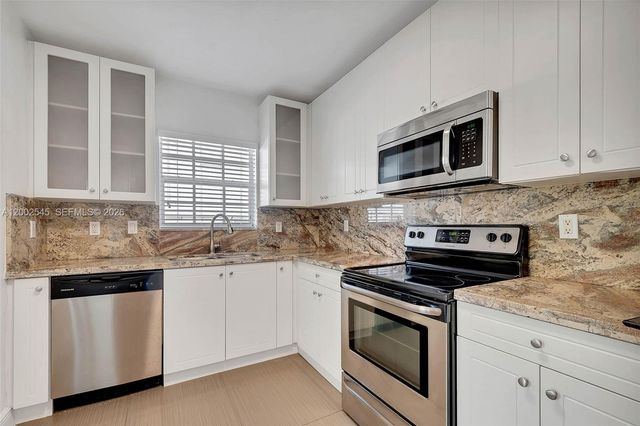 3604 SW 60th Ave, Miami, FL 33155