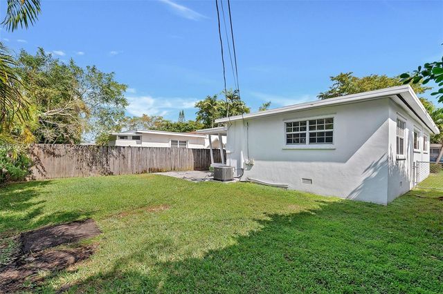 3604 SW 60th Ave, Miami, FL 33155