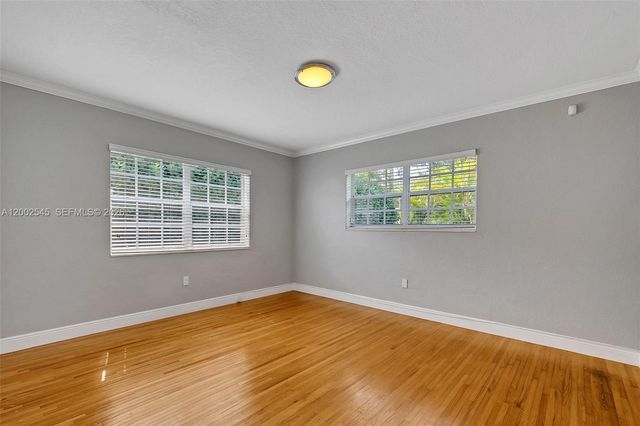 3604 SW 60th Ave, Miami, FL 33155