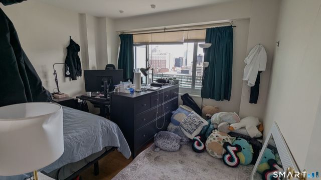 100 York Street 15M, New Haven, CT 06511