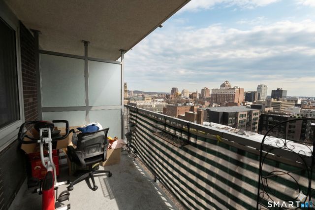 100 York Street 15M, New Haven, CT 06511