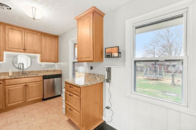 23 Cemetery Road, Milford, OH 45150