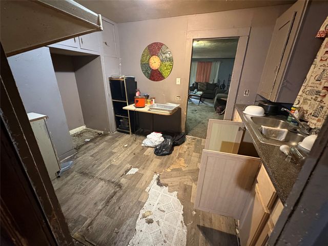 2912 Warren Avenue, Dallas, TX 75215