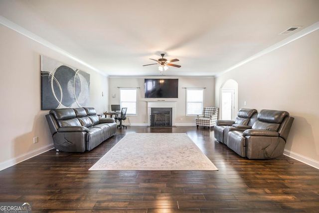 100 Cedar Leaf Trail, Bonaire, GA 31005