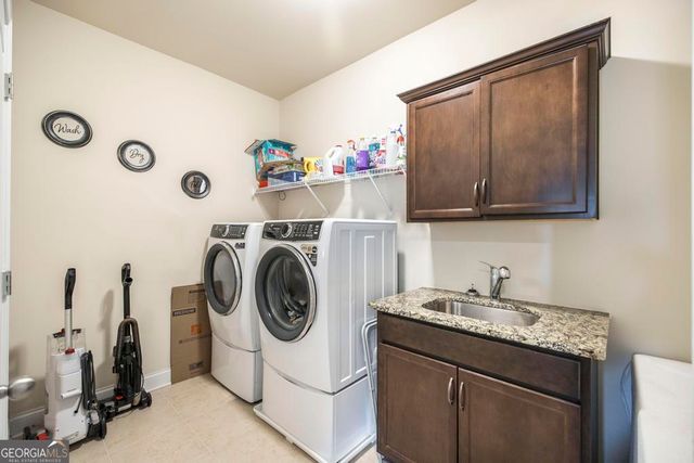 100 Cedar Leaf Trail, Bonaire, GA 31005