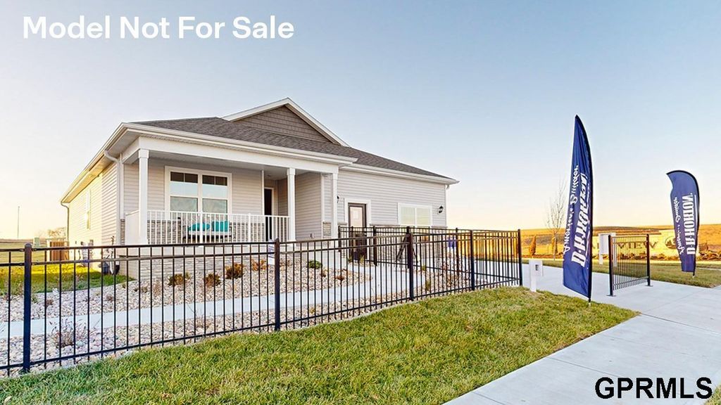 12506 S 204th Avenue, Gretna, NE 68028