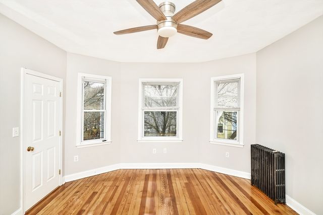 109 Walnut St, Somerville, MA 02145