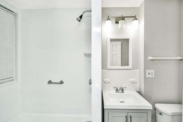 109 Walnut St, Somerville, MA 02145