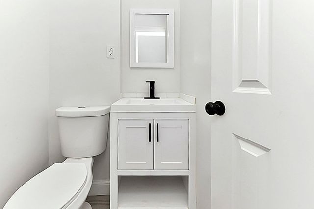 109 Walnut St, Somerville, MA 02145