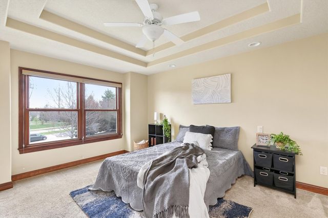 15611 Monroe Court, Urbandale, IA 50323