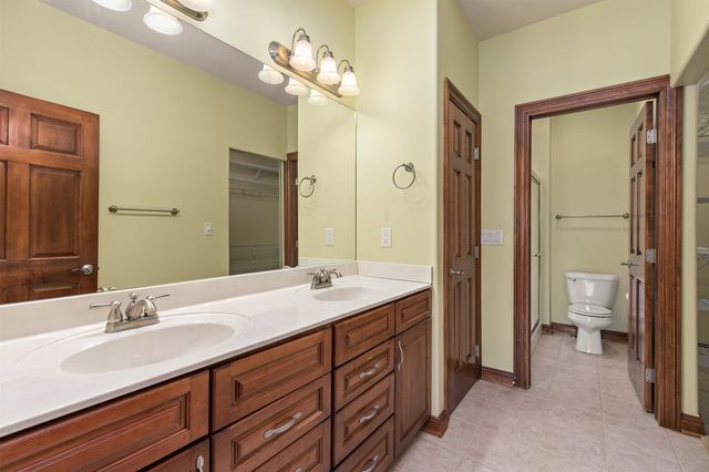 15611 Monroe Court, Urbandale, IA 50323