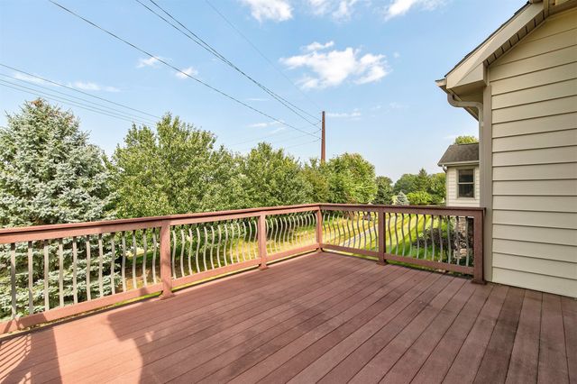 15611 Monroe Court, Urbandale, IA 50323