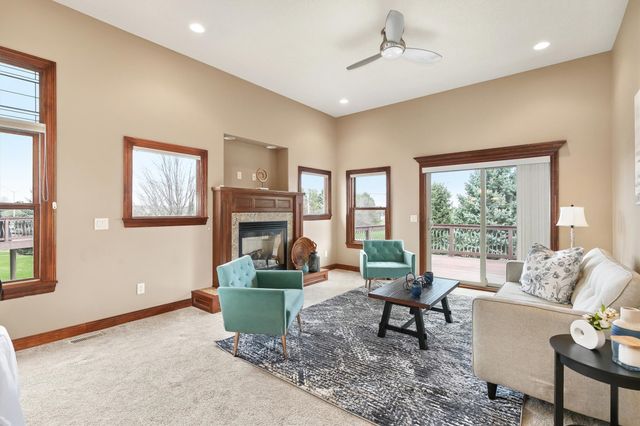 15611 Monroe Court, Urbandale, IA 50323