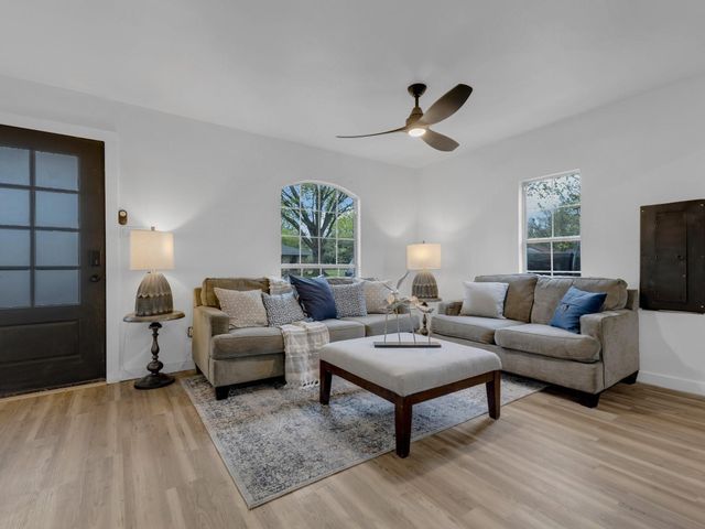 1404 N Bradley Street, Mckinney, TX 75069