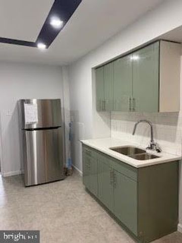 119 CARBON ST, Minersville, PA 17954