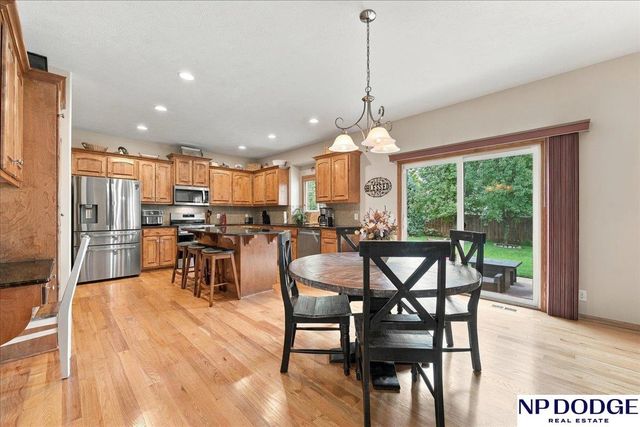 19353 G Street, Omaha, NE 68135