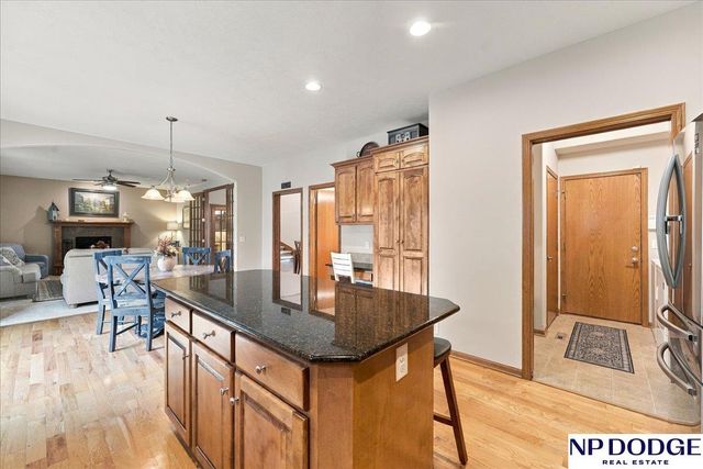 19353 G Street, Omaha, NE 68135