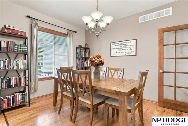 19353 G Street, Omaha, NE 68135