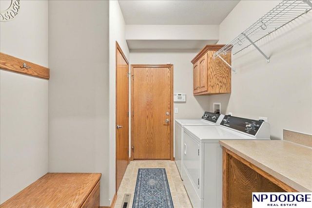19353 G Street, Omaha, NE 68135