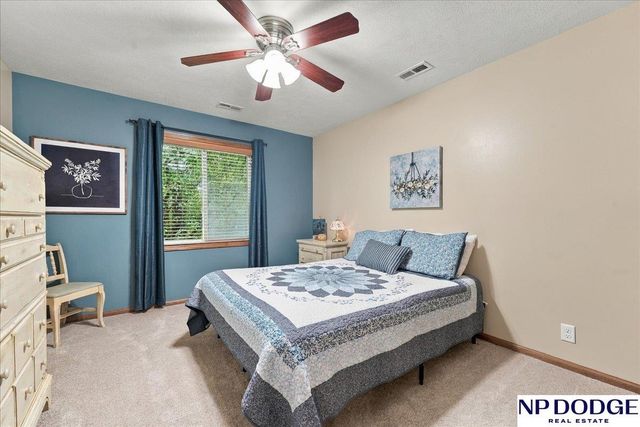 19353 G Street, Omaha, NE 68135