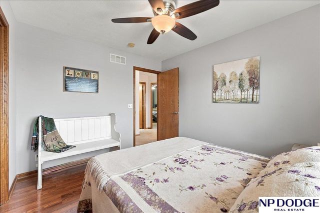 19353 G Street, Omaha, NE 68135