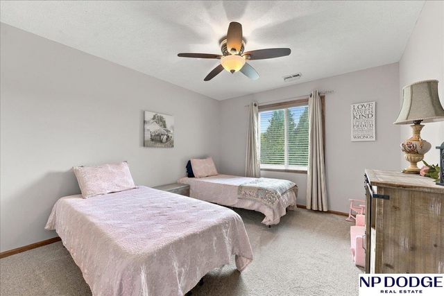 19353 G Street, Omaha, NE 68135