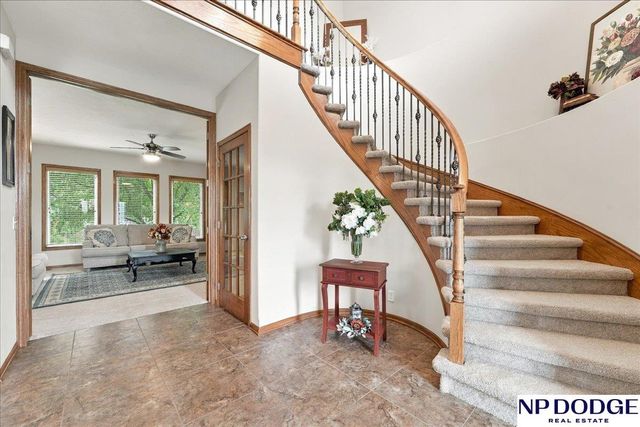 19353 G Street, Omaha, NE 68135