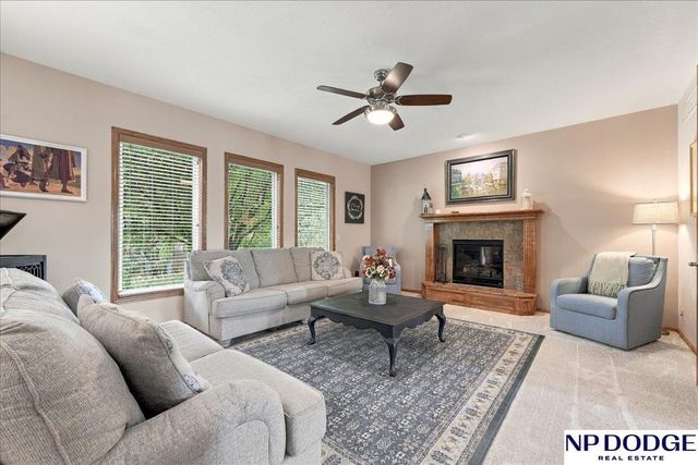 19353 G Street, Omaha, NE 68135