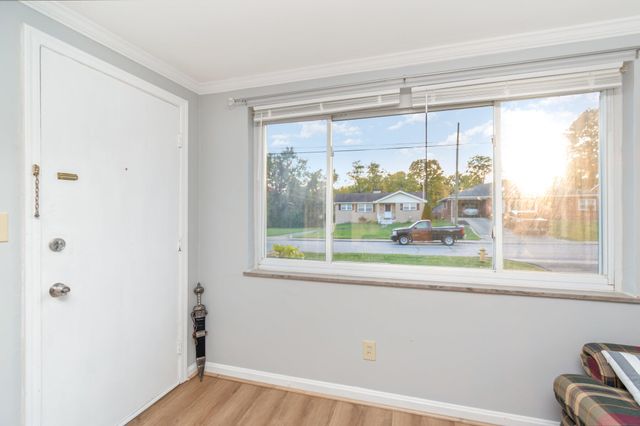 22 Wallace Avenue, Florence, KY 41042