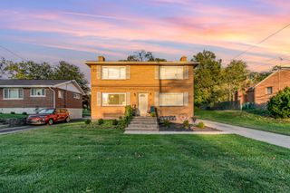 22 Wallace Avenue, Florence, KY 41042