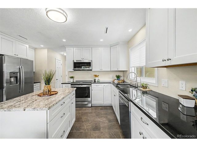 204 Summit Trl, Broomfield, CO 80020