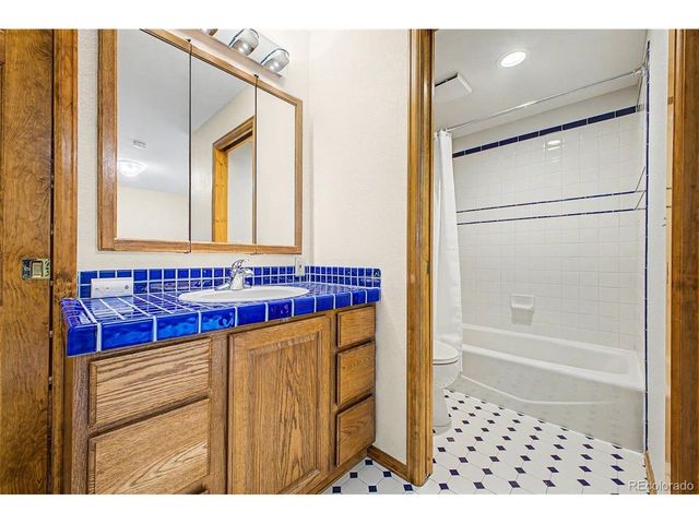 204 Summit Trl, Broomfield, CO 80020