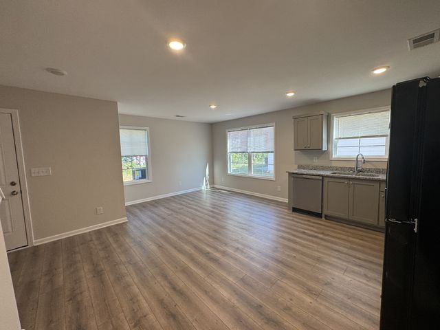 207 Mountaindale Dr, Smyrna, TN 37167