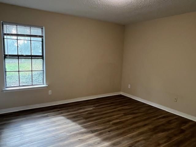 5063 Camelot W Drive, Mobile, AL 36619