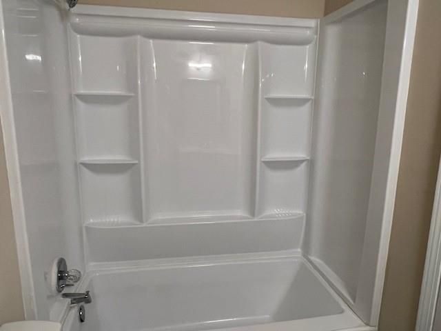 5063 Camelot W Drive, Mobile, AL 36619