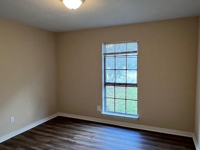 5063 Camelot W Drive, Mobile, AL 36619