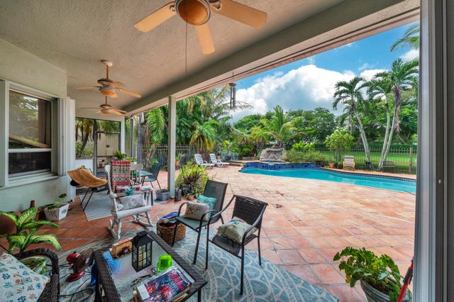 12646 TORBAY Drive, Boca Raton, FL 33428