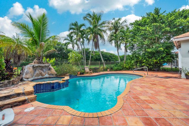 12646 TORBAY Drive, Boca Raton, FL 33428