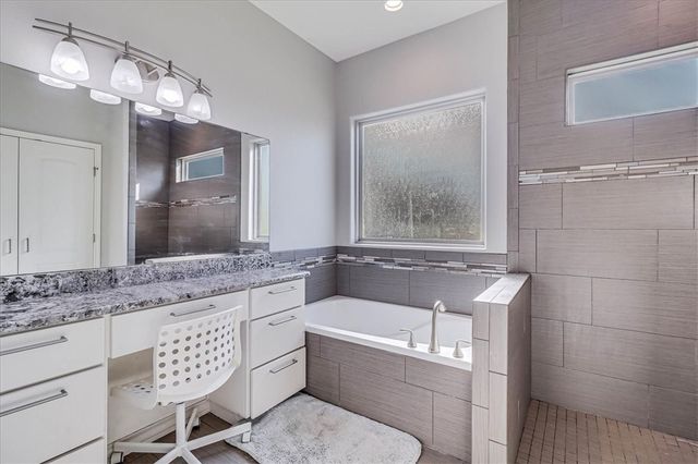 6009 Lago Vista Dr, Corpus Christi, TX 78414