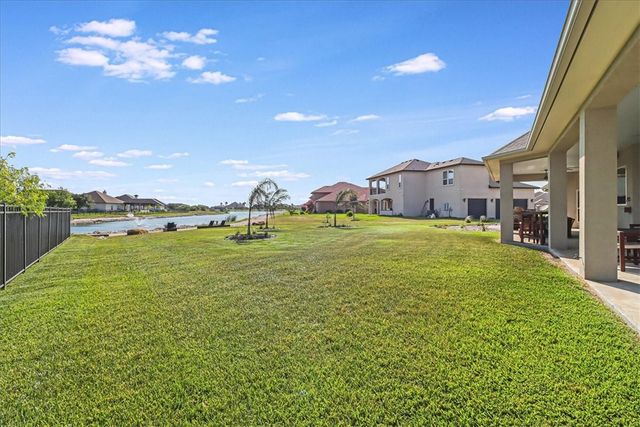 6009 Lago Vista Dr, Corpus Christi, TX 78414