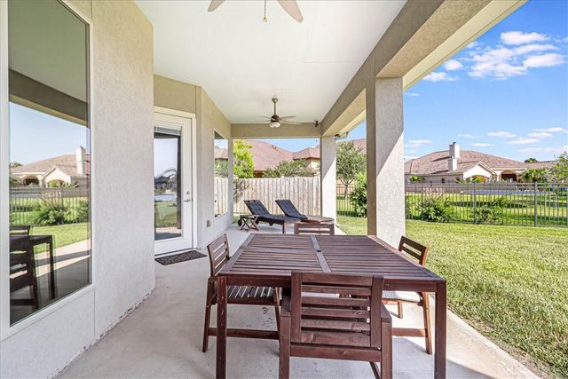 6009 Lago Vista Dr, Corpus Christi, TX 78414