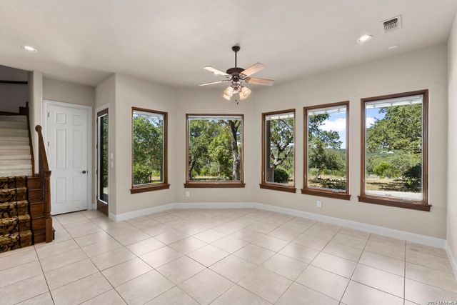 102 INDIAN BLF, Boerne, TX 78006