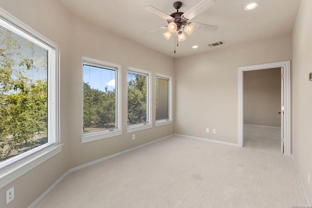102 INDIAN BLF, Boerne, TX 78006