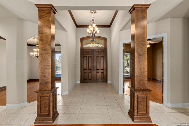 102 INDIAN BLF, Boerne, TX 78006