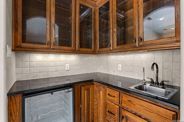 102 INDIAN BLF, Boerne, TX 78006